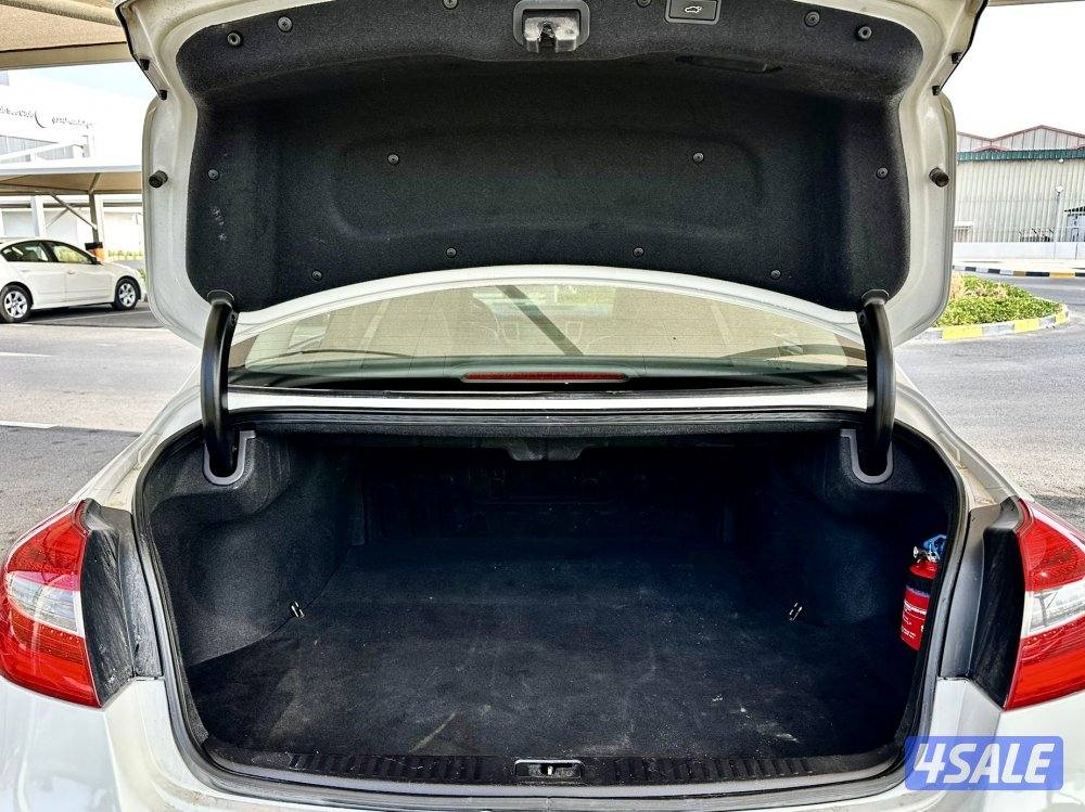 هيونداي جينيسيس - الموديل:2013 - العداد:20412