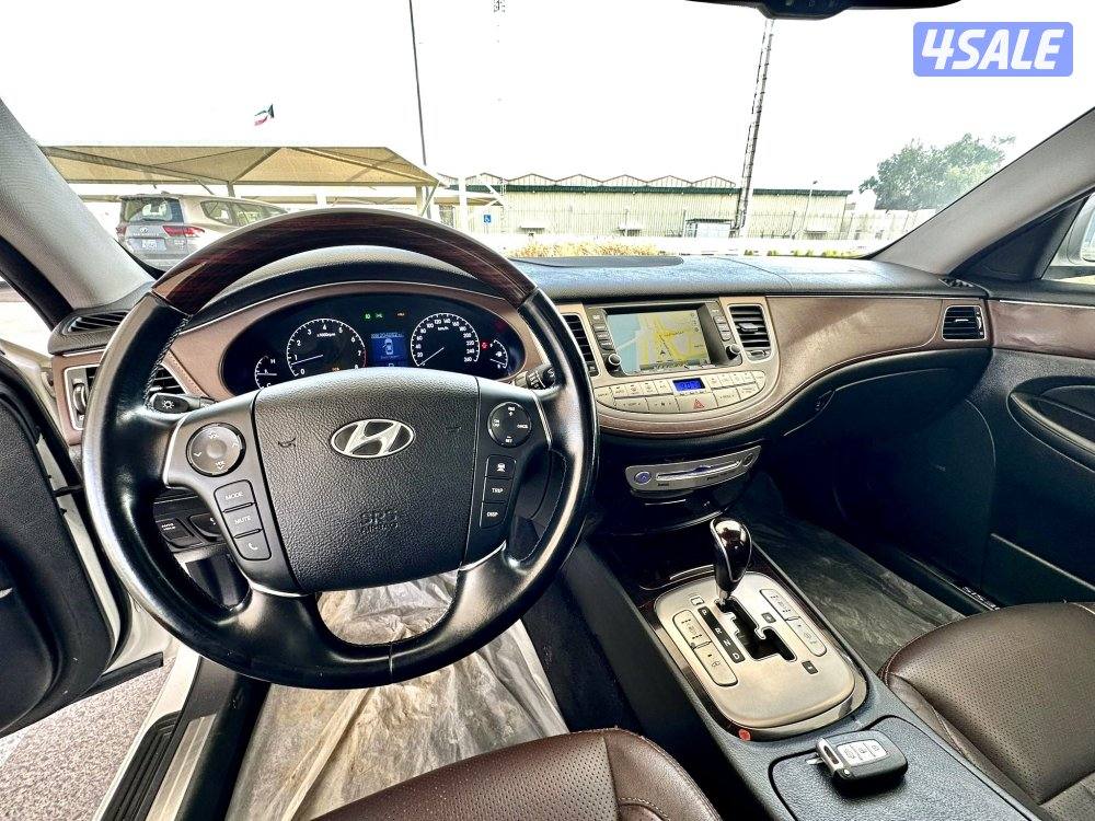 هيونداي جينيسيس - الموديل:2013 - العداد:20415