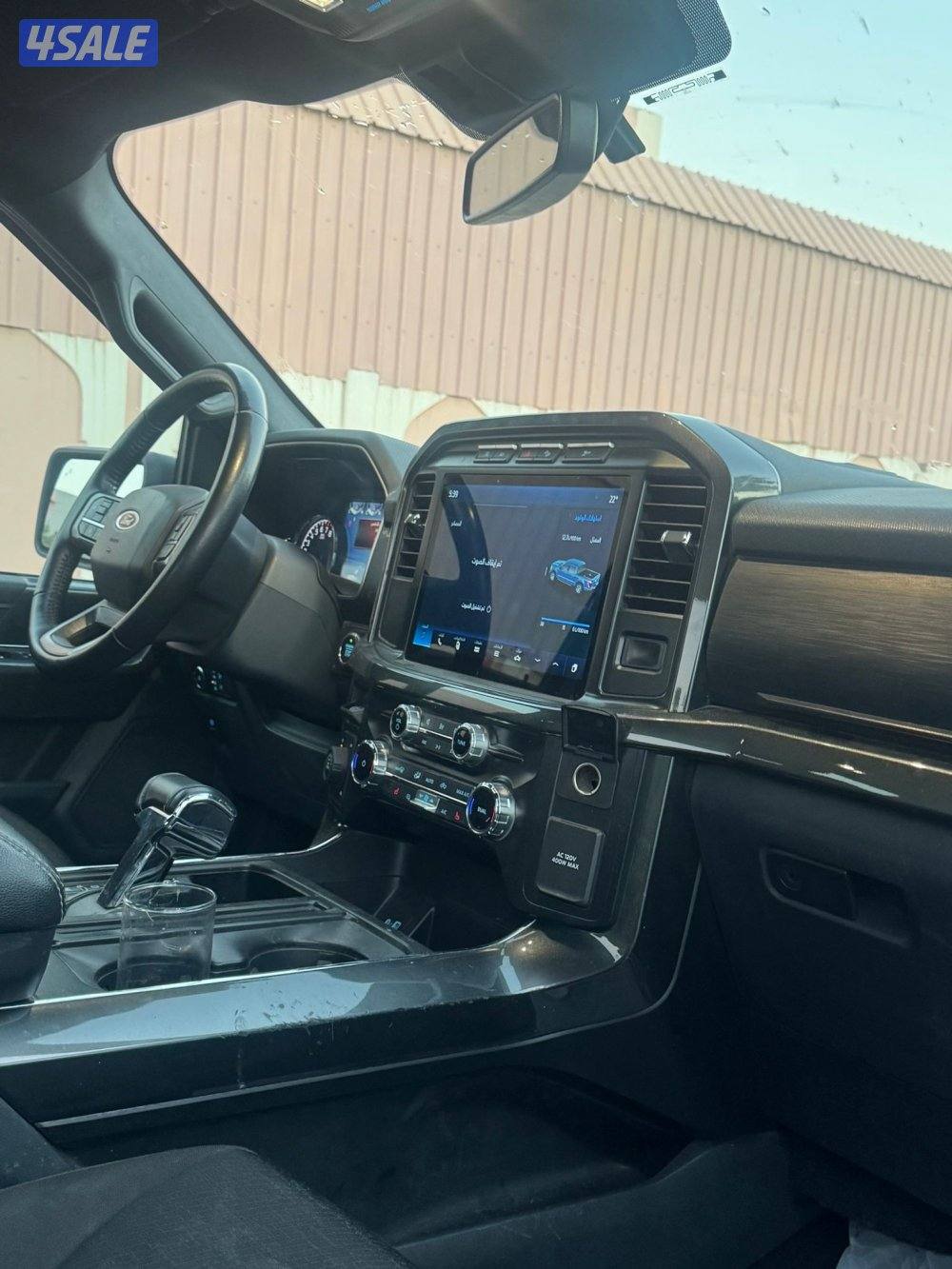 وانيت فورد كامل مواصفات قير ارضي صبغ الوكاله شرط الفحص ماشي ١٣٠ألف مود1