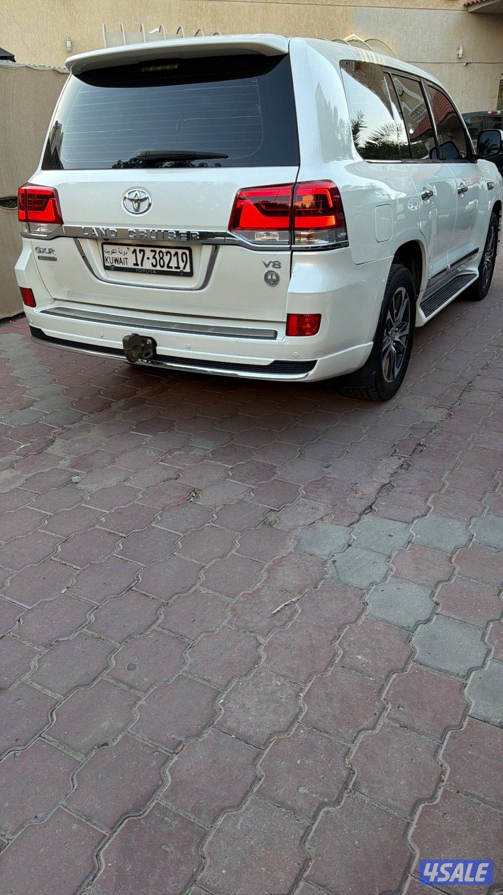 لاند كروزر قراند تورنق0