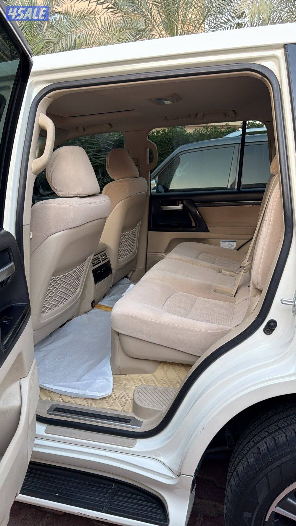 لاند كروزر قراند تورنق2