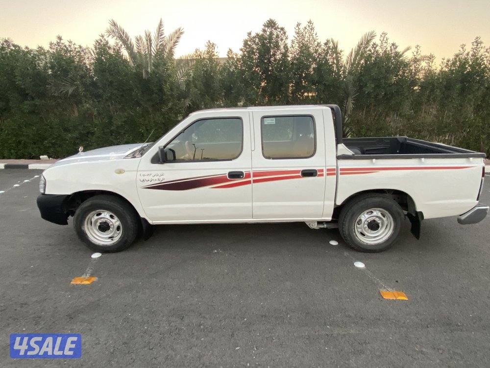 للبيع وانيت نيسان 20103