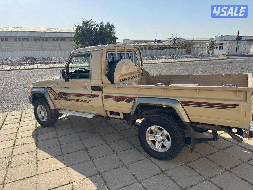 لاندكروز شاس5