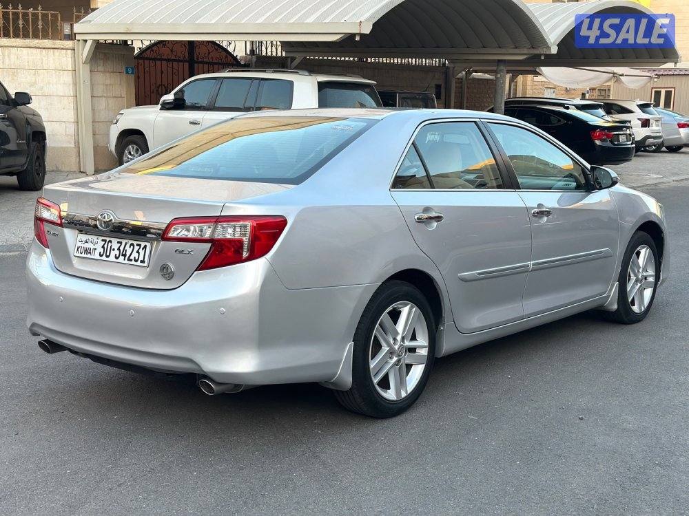للبيع كامري 2014 الفئه الاولى2