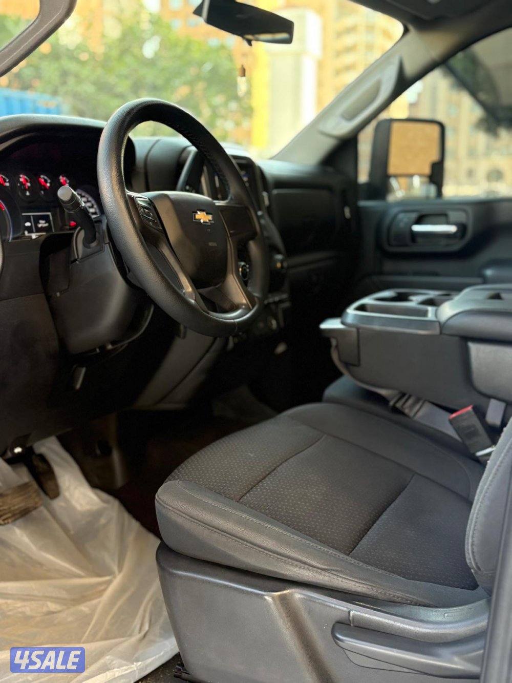 سيلفرادو  HD 20203