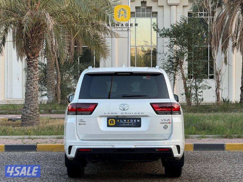 للبيع لاندكروزر VXR AEROS موديل 2024 وارد الساير4