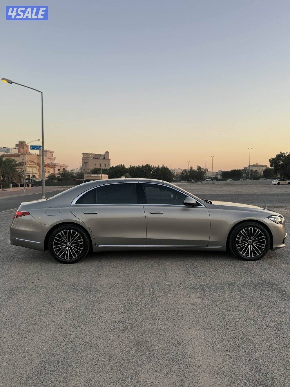 للبيع مرسيدس S 5001