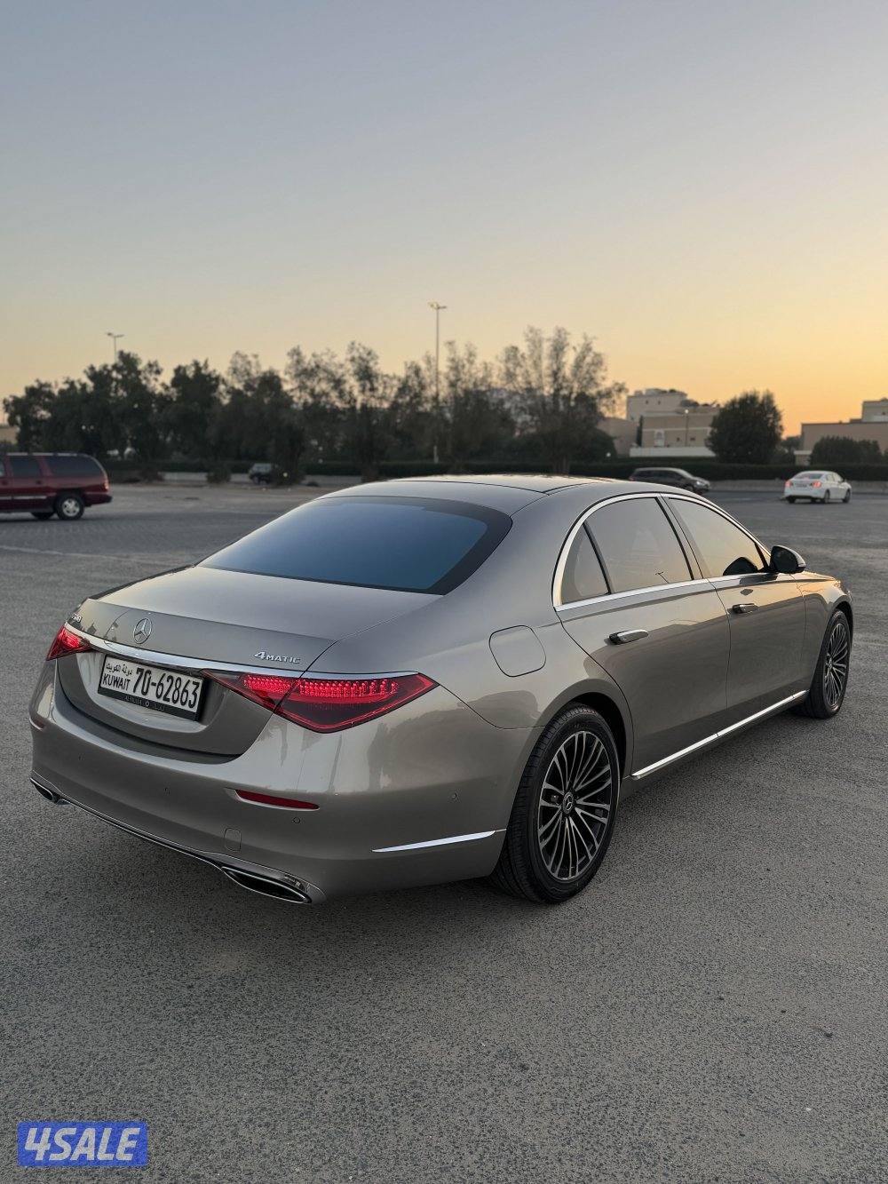 للبيع مرسيدس S 5006