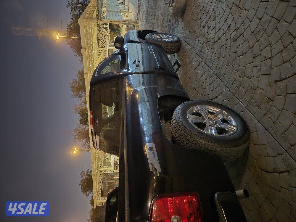 للبيع سلفرادو  موديل 20113