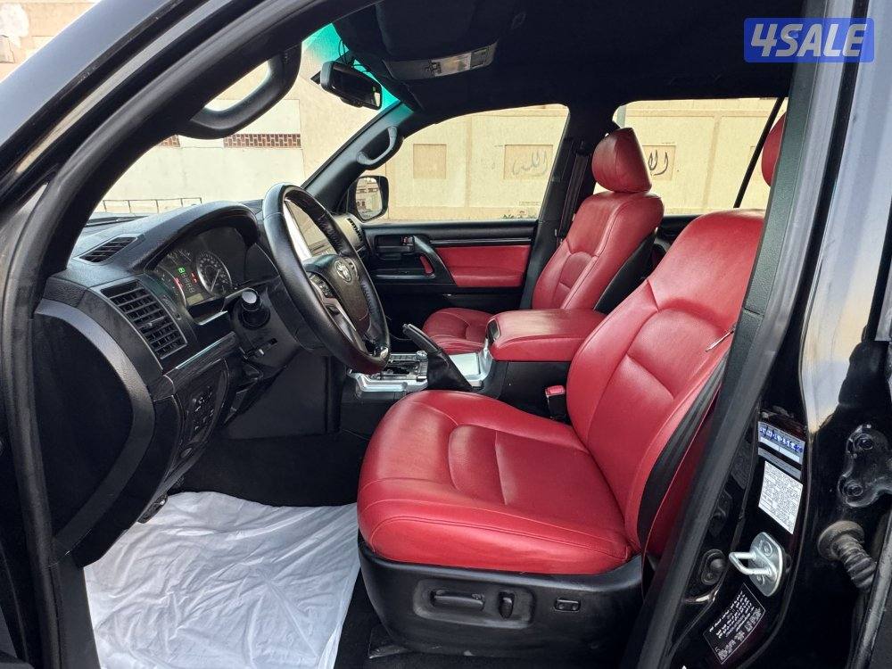 للبيع لاندكروزر موديل 20154