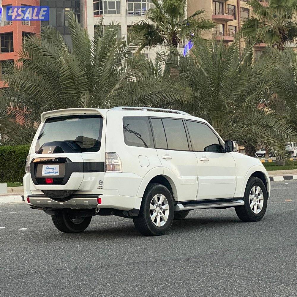 🔺بيع🔺شراء🔺تثمين🔺

للبيع باجيرو 
وكاله الملا
موديل 2019
عداد 132 
ش4