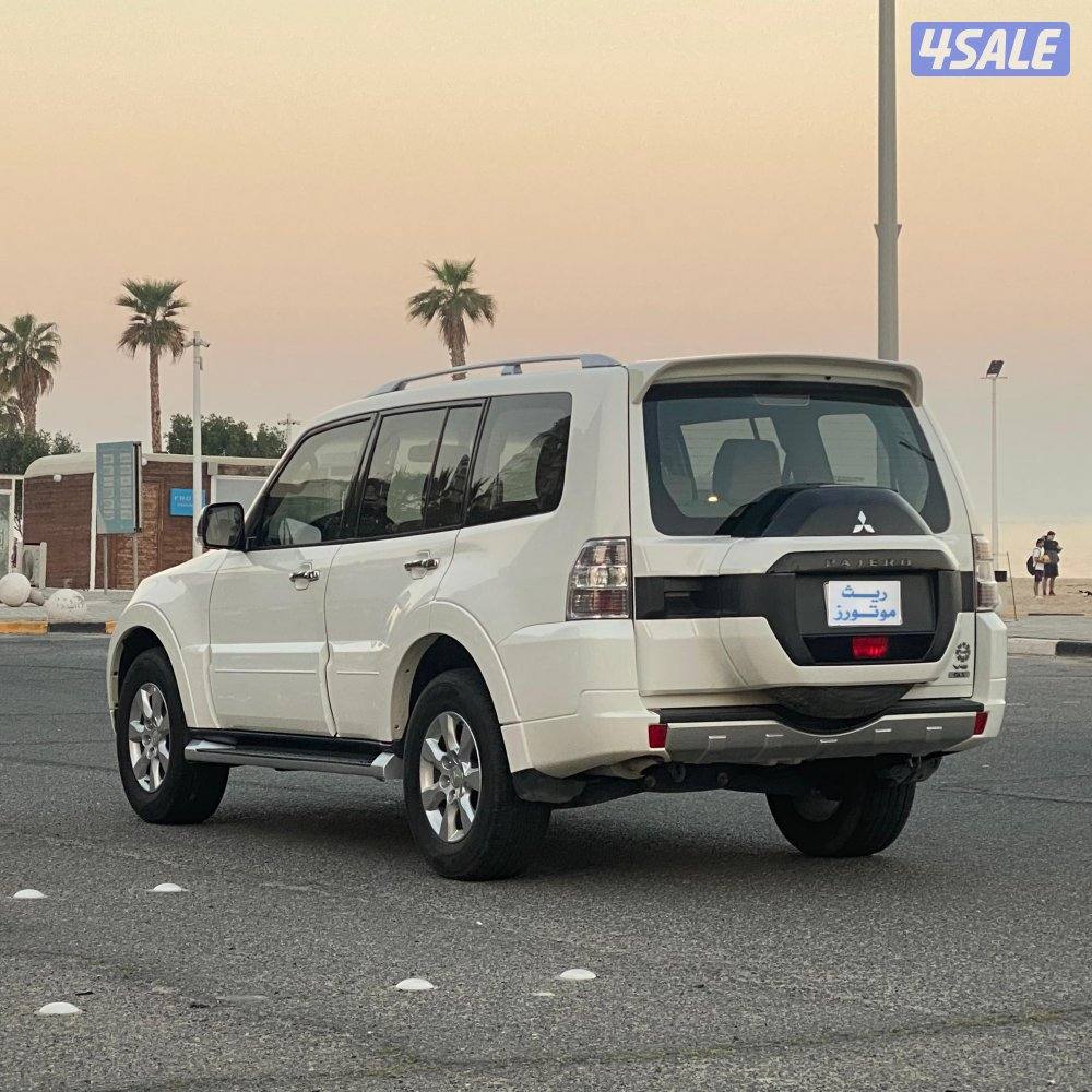 🔺بيع🔺شراء🔺تثمين🔺

للبيع باجيرو 
وكاله الملا
موديل 2019
عداد 132 
ش5