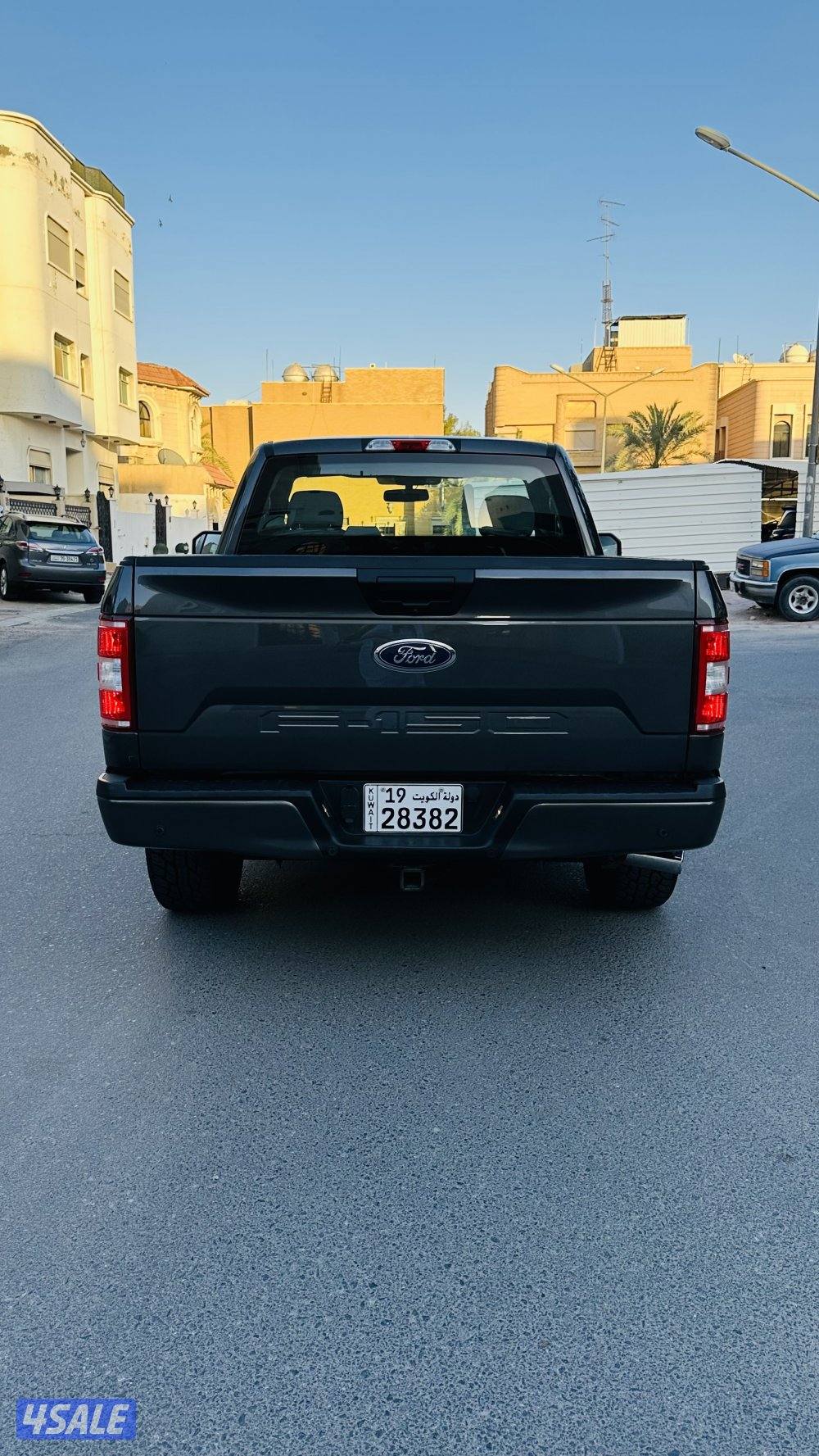 للبيع وانيت فورد F150 موديل 20205