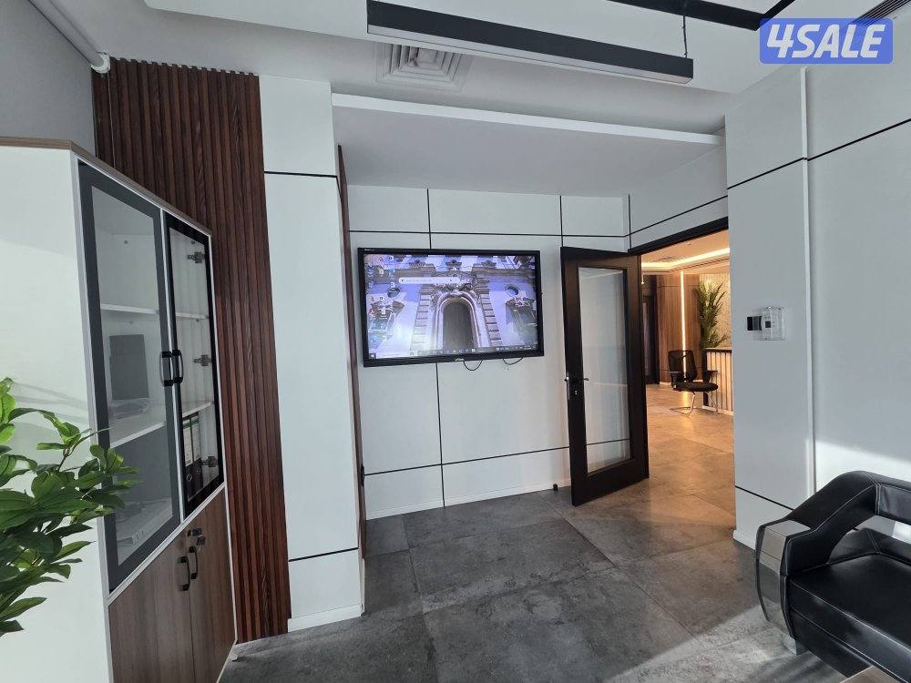 مقاول عام  جميع اعمال الاصباغ  الحديثه والاصيانه  يشمل جميع اعمال الصي2