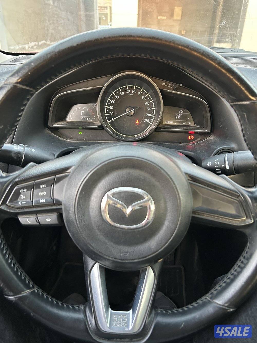 مازدا 2018 العداد 90 الف6
