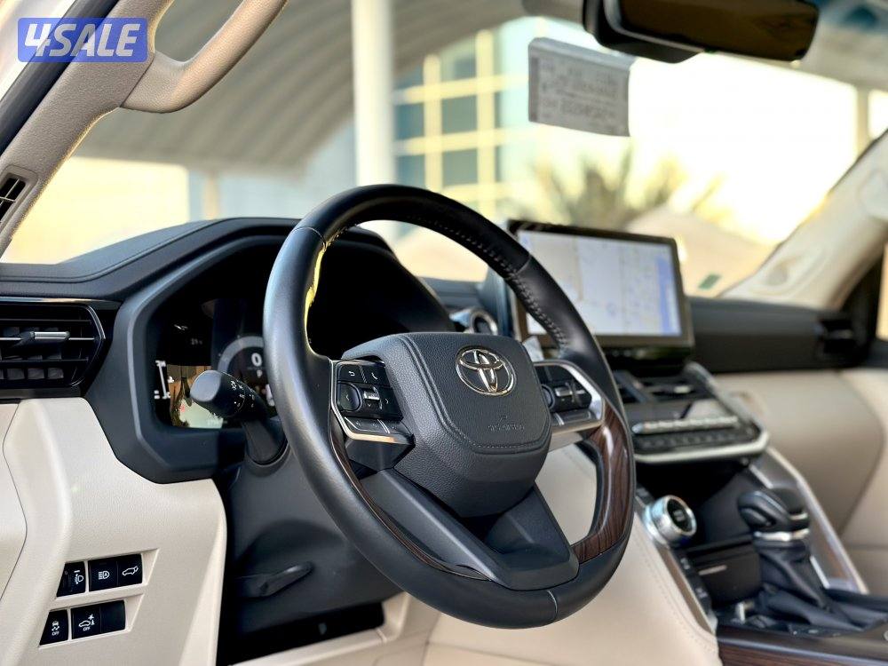 معرض القمة🚩7