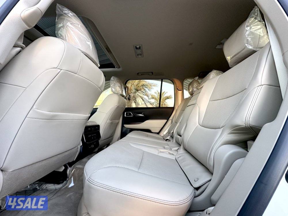 معرض القمة🚩10