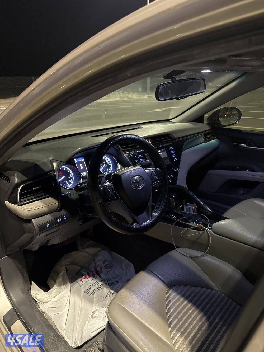 كامري سبورت موديل ٢٠١٩ اللون بيج ٤ سلندر ٤ تواير جدد5
