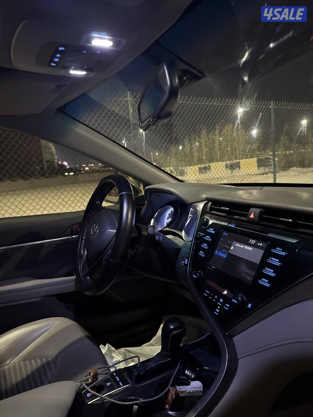 كامري سبورت موديل ٢٠١٩ اللون بيج ٤ سلندر ٤ تواير جدد6