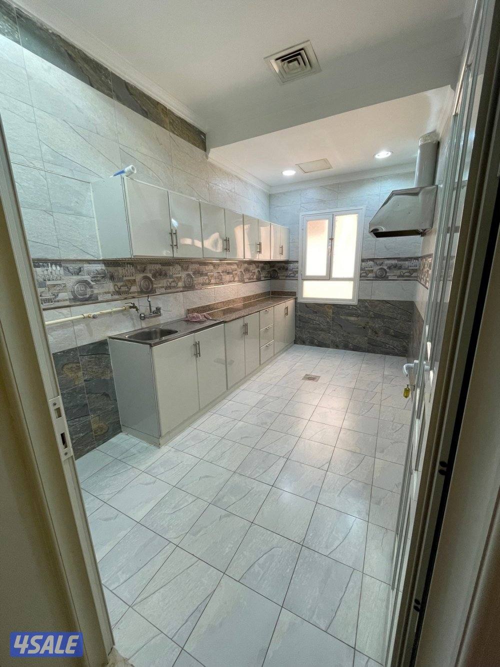 شقة اجار معاريس او طفل واحد جابر الاحمد4