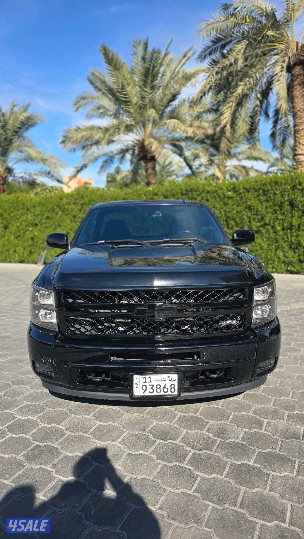 وانيت سلفرادو غماره لون اسود 2013 z71 اعلى فئه (بدون دبل)2