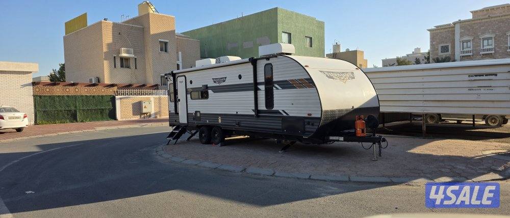 للبيع كرفان امريكي0