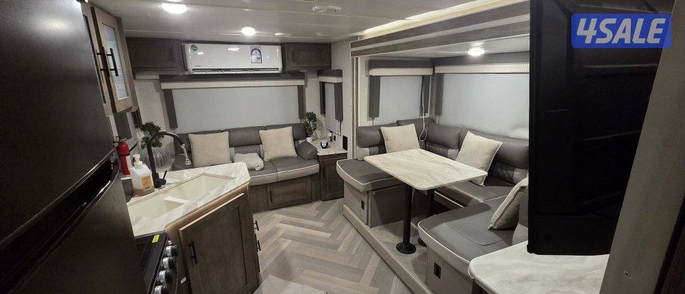 للبيع كرفان امريكي3