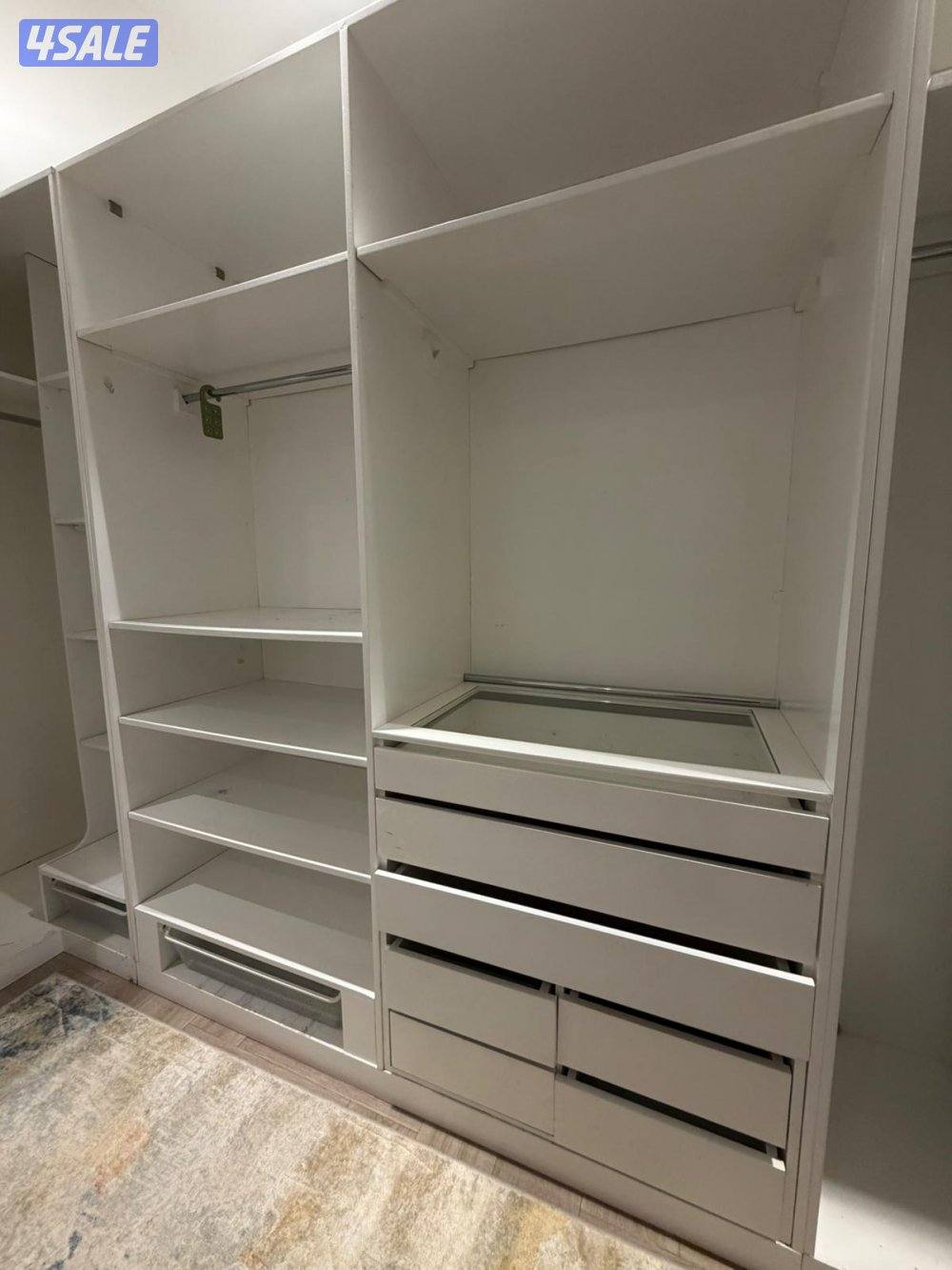 للبيع كبت ملابس ارفف5