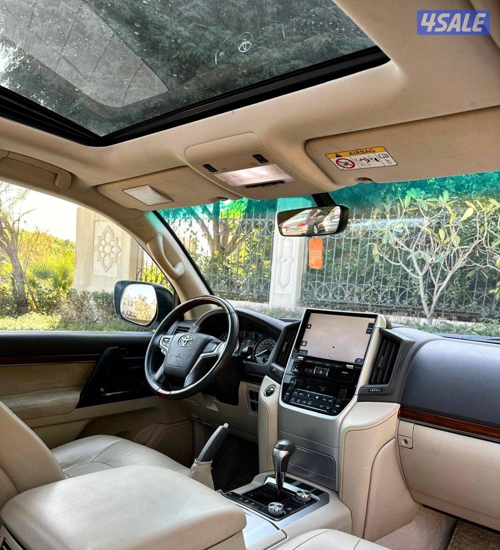 للبيع GXR موديل 2018 اعلى درجه وجلد ماشي 250  الف وارد الساير8