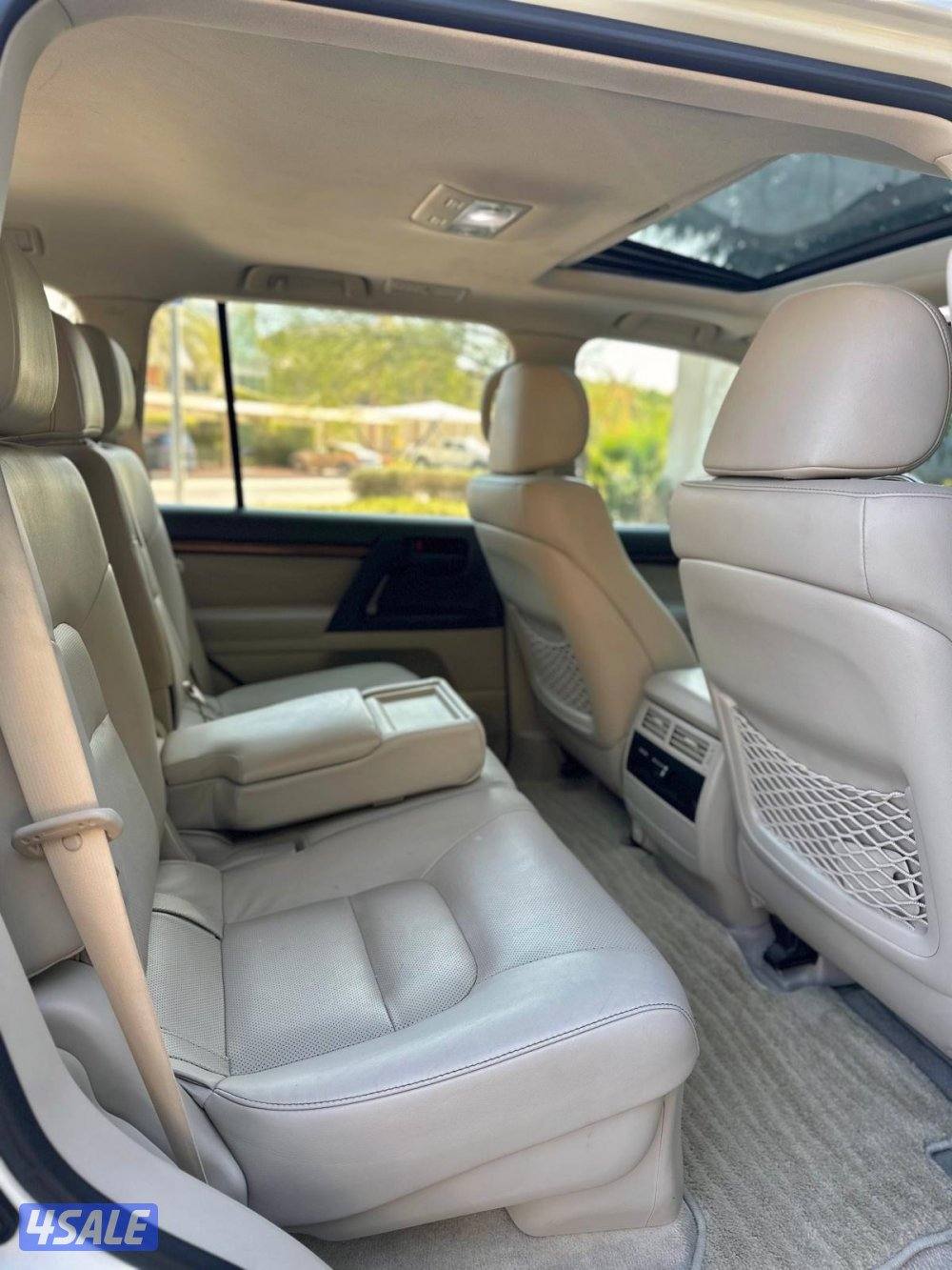 للبيع GXR موديل 2018 اعلى درجه وجلد ماشي 250  الف وارد الساير9