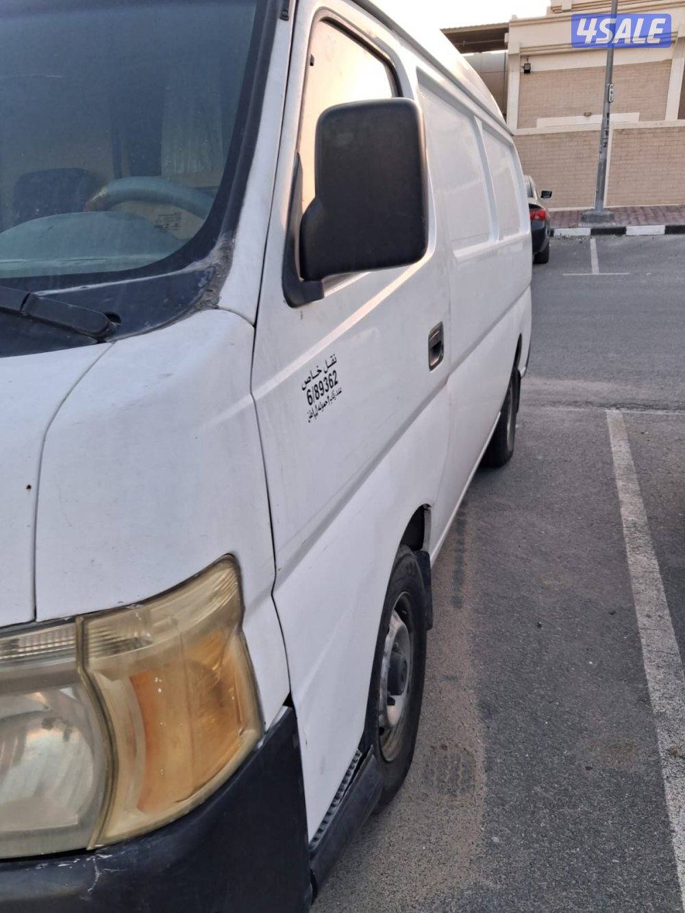 باص نيسان 2010 اورفان بحالة ممتازة قير عادي2