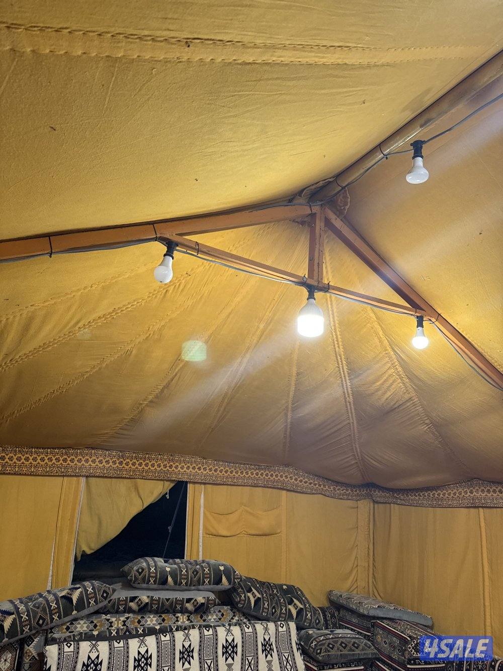 للبيع مخيم مع اغراضه7
