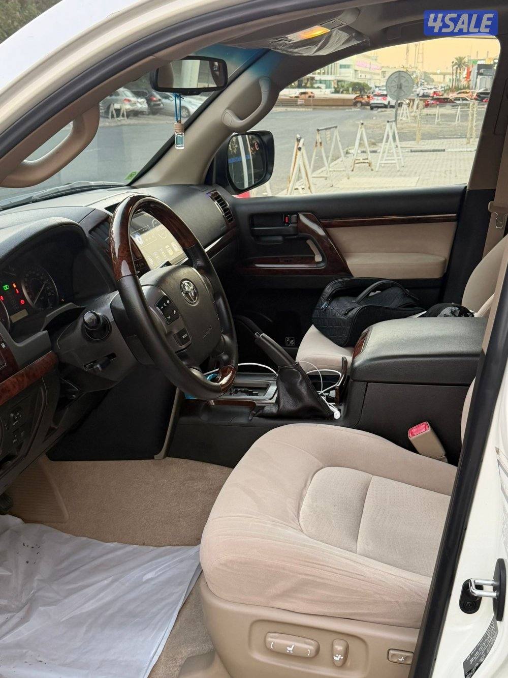 Gxr 2011لاندكروزر1