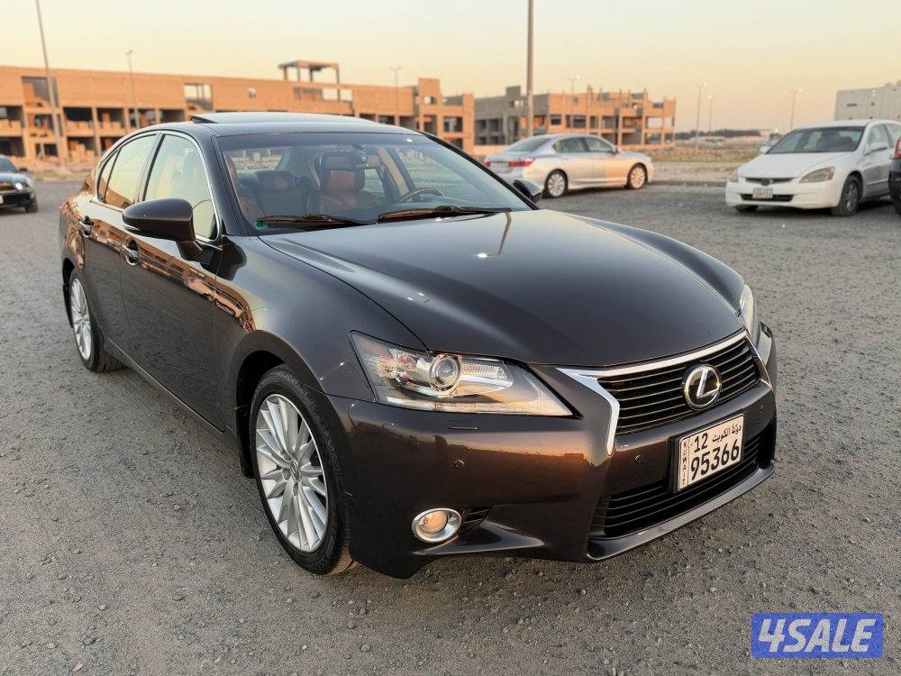 لكزس GS350 نظيف جداً جداً6