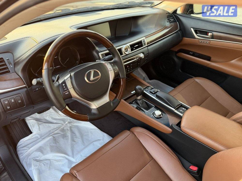 لكزس GS350 نظيف جداً جداً10