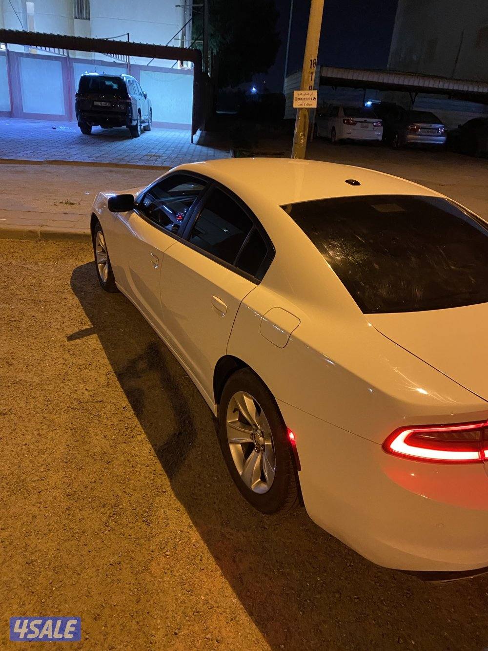 للبيع تشارجر6