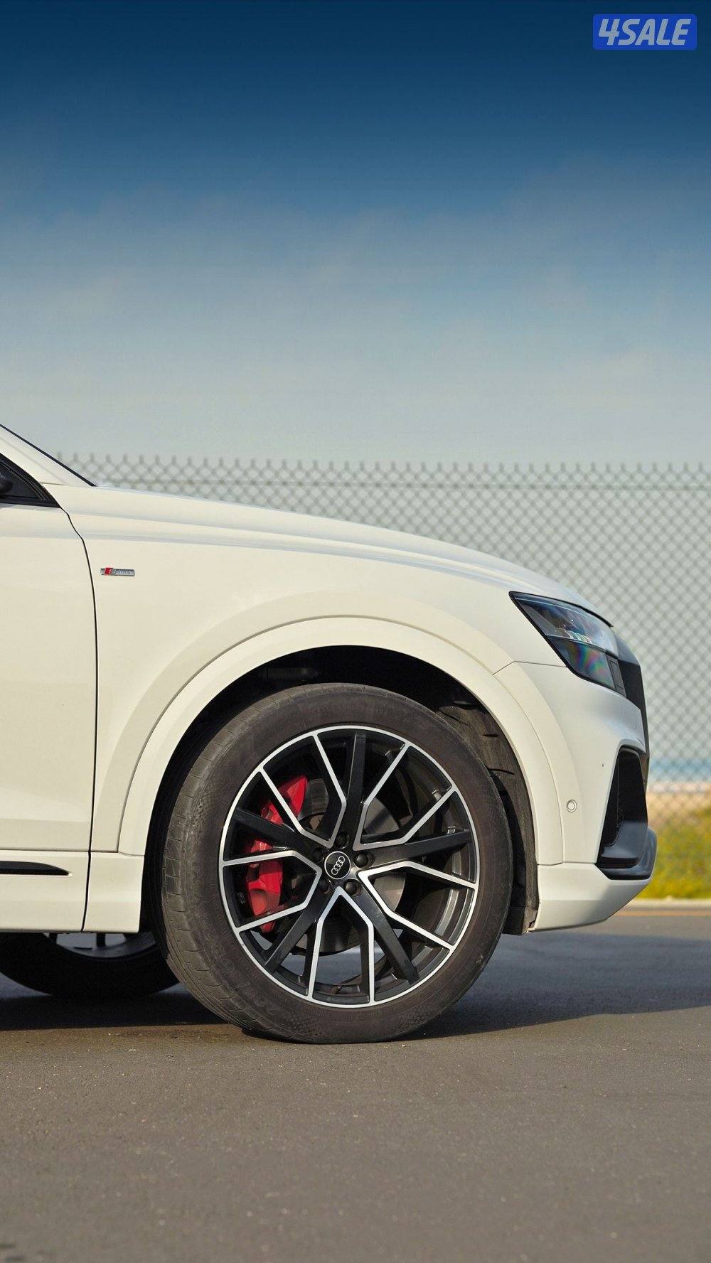 أودي Q8 2023 Sline1