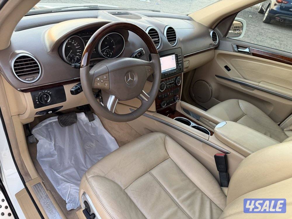 مرسيدس GL500 نظيف جداً5