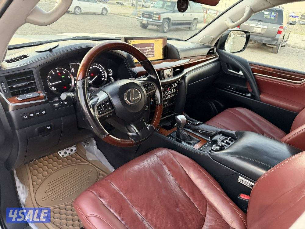 جيب لكزس سبورت 20188