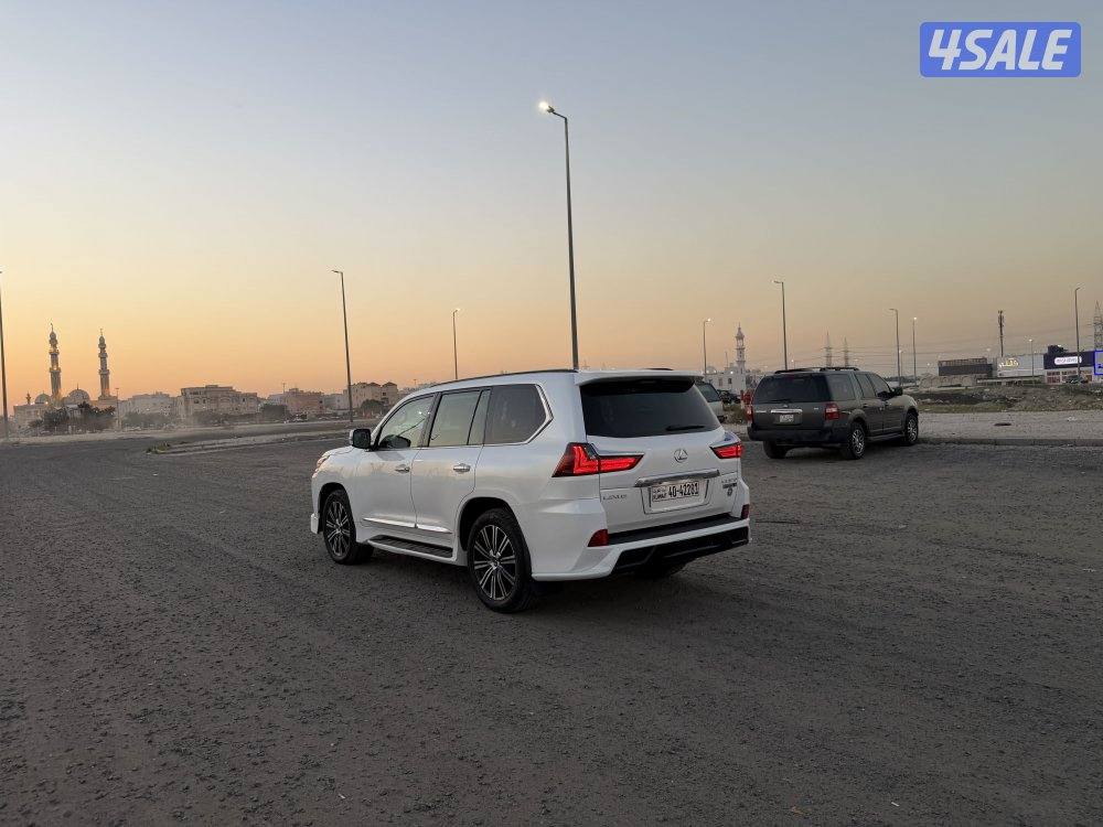 جيب لكزس سبورت 201811