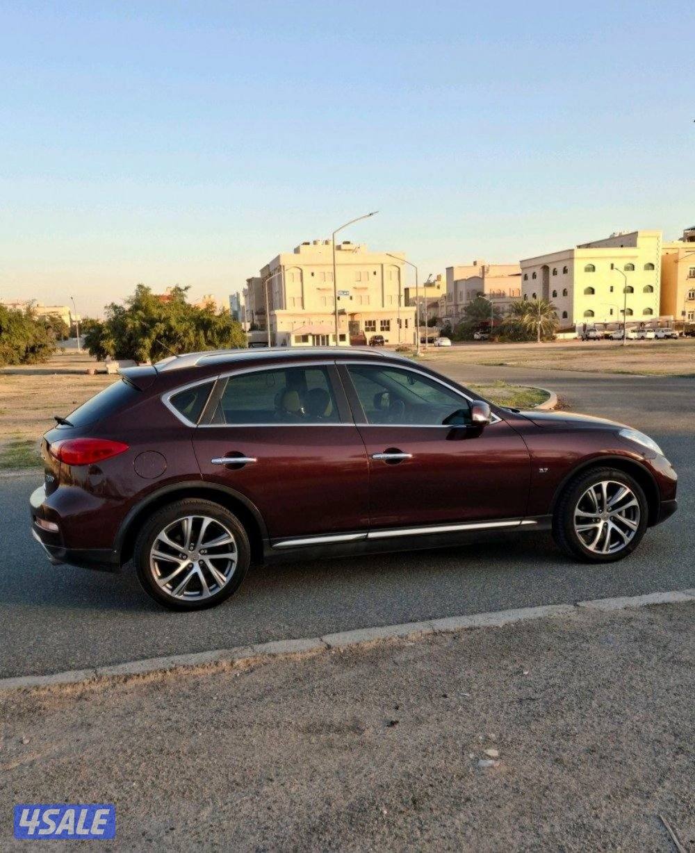 للبيع جيب انفنيتي QX504
