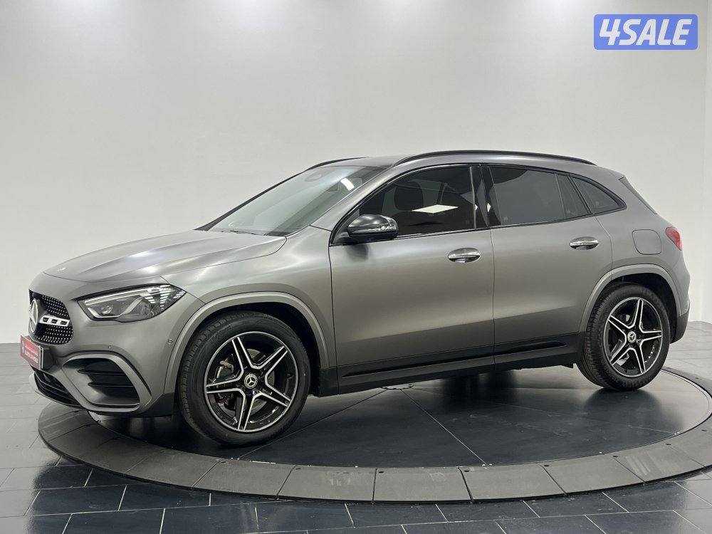 MERCEDES GLA200 Mercedes MERCEDES GLA200 20240