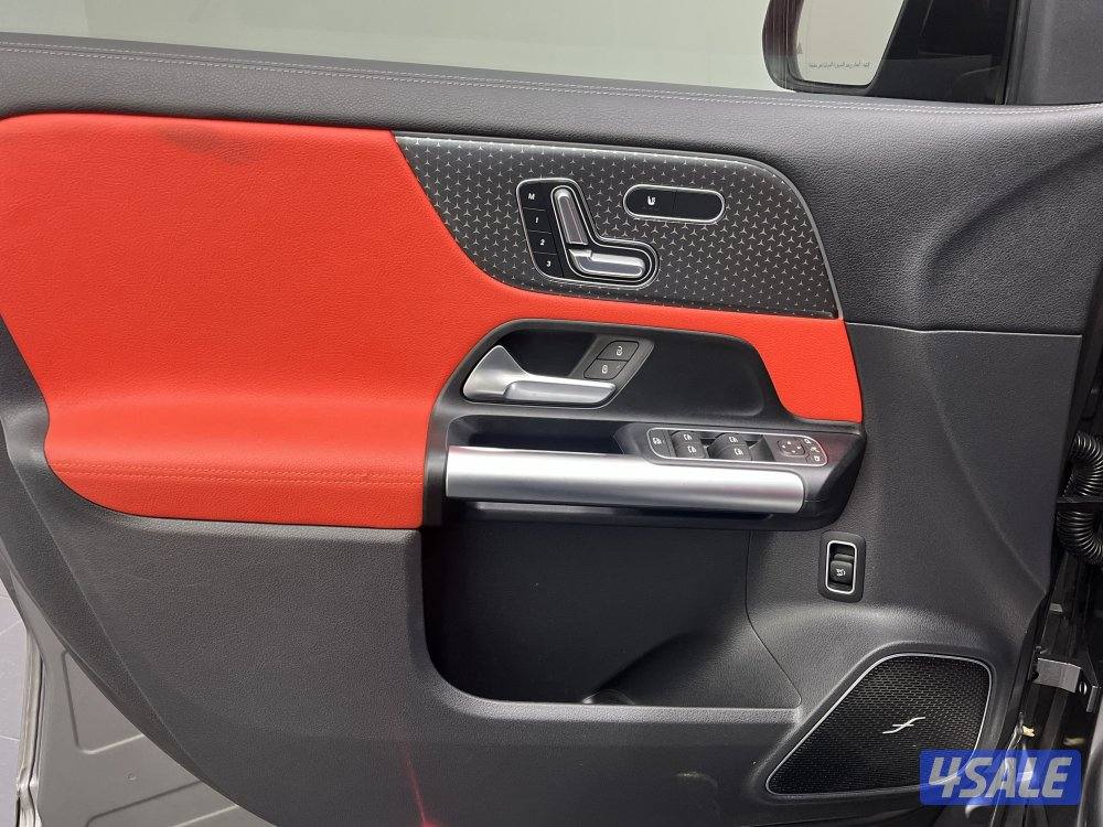 MERCEDES GLA200 Mercedes MERCEDES GLA200 202410