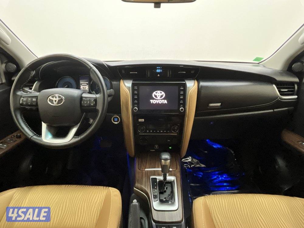 TOYOTA FORTUNER_N 4 CYL 4X4 HIGH OPTION11