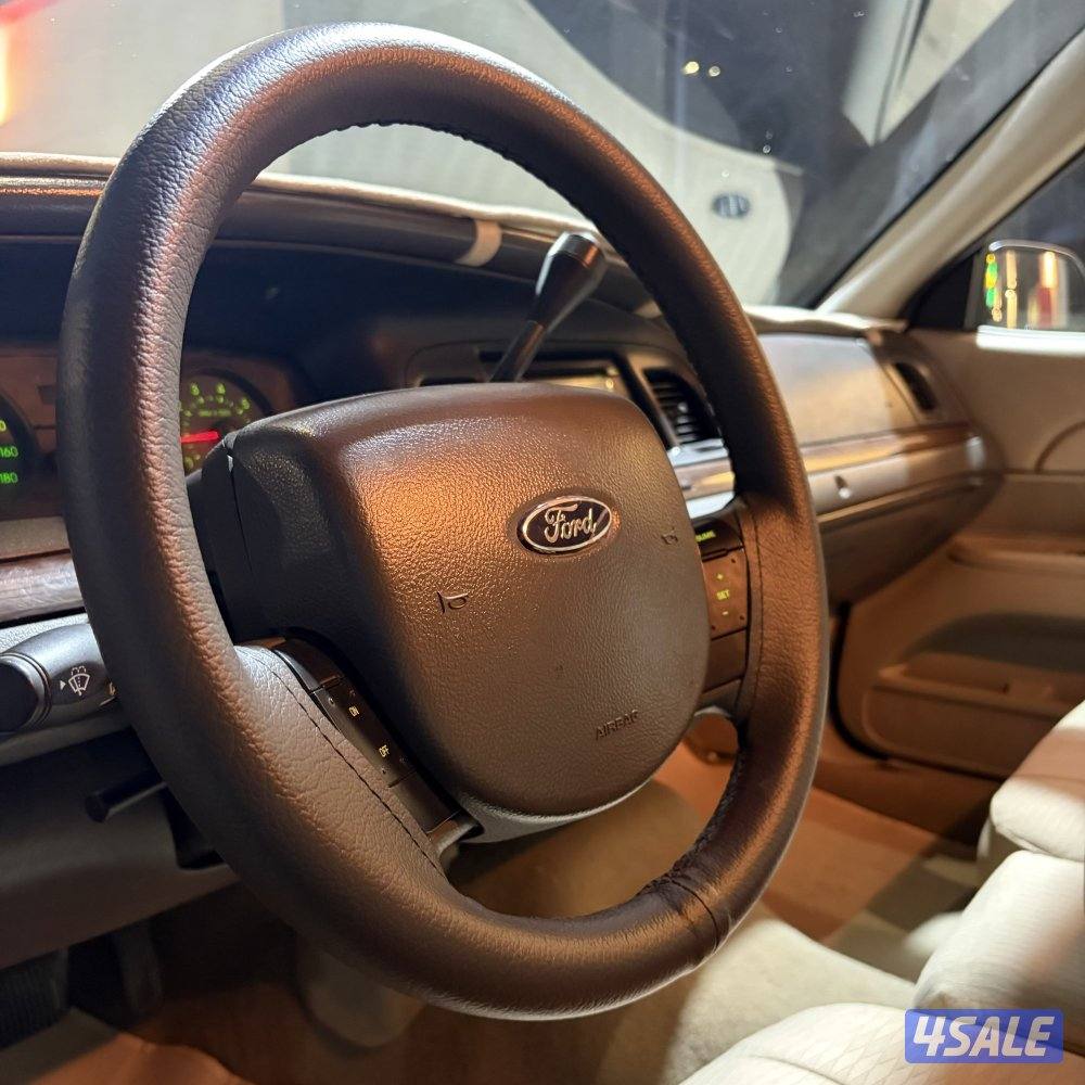 للبيع كراون فكتوريا7