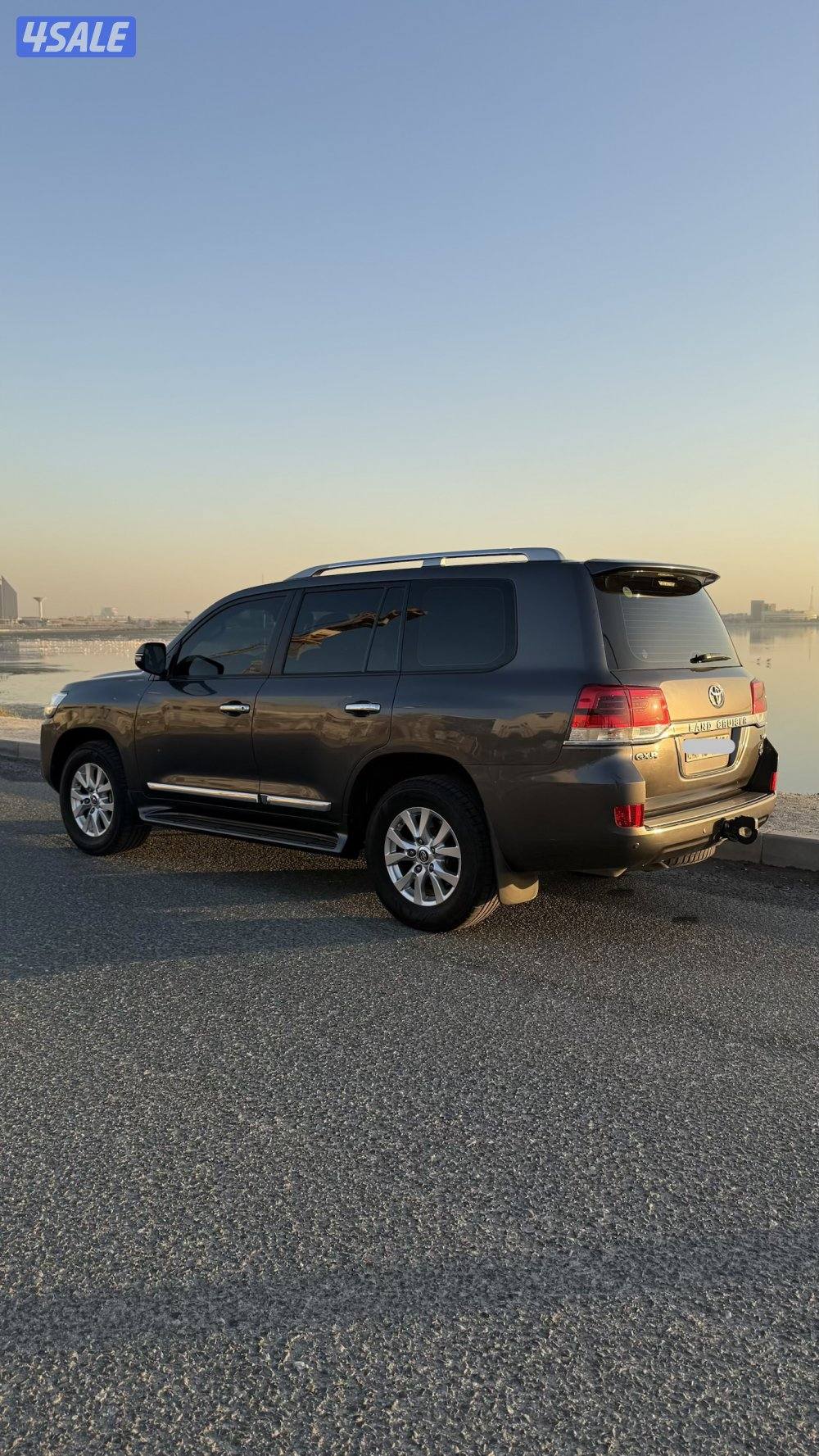 لاندكروزر V6 20195