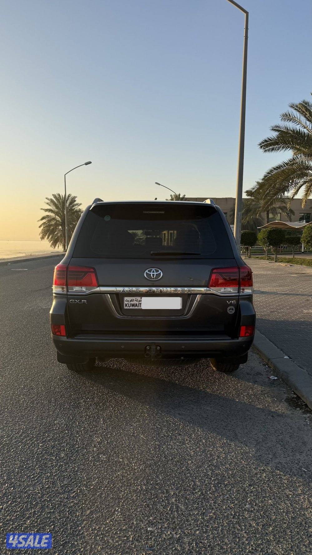 لاندكروزر V6 20196