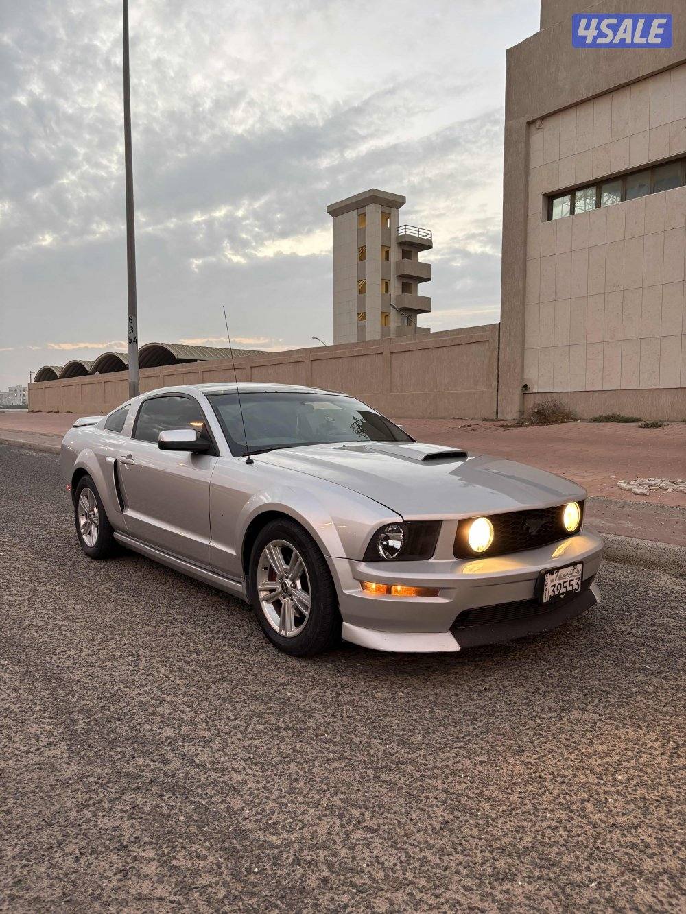 موستنغ 2009  النسخه التذكاريه1