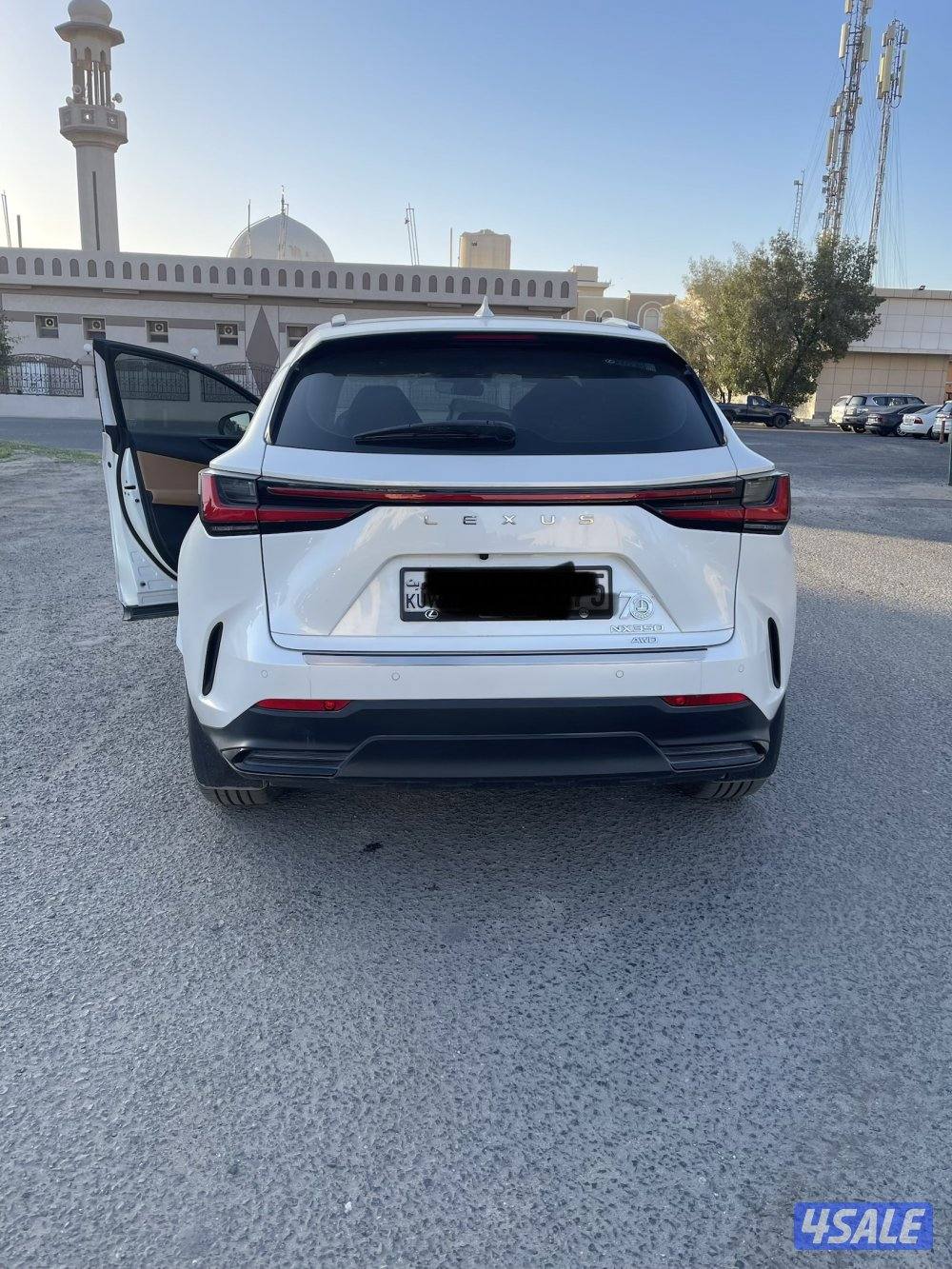 سياره ليكزس Nx 350 وكاله نظيفه موديل 2025 للبيع1