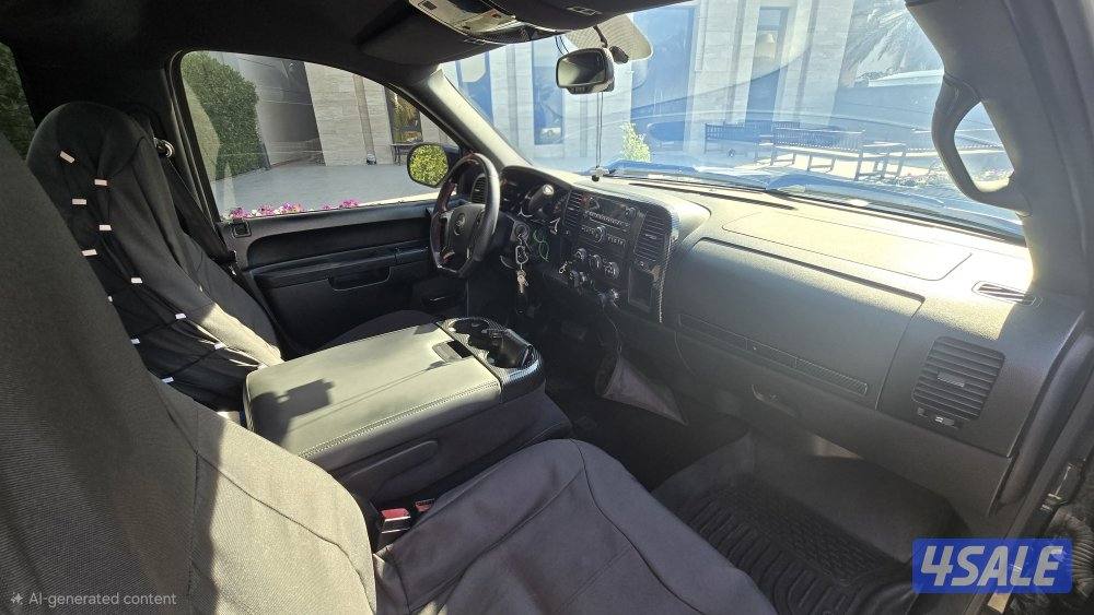 وانيت سلفرادو غماره لون اسود 2013 z71 اعلى فئه (بدون دبل)6